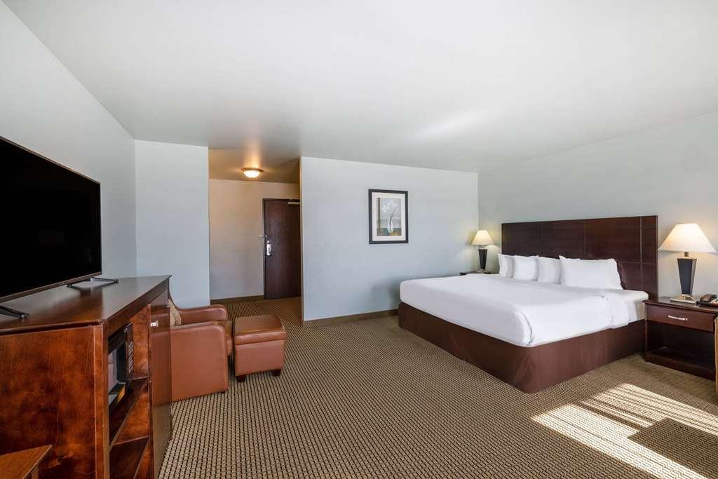 Baymont By Wyndham Rapid City Room photo